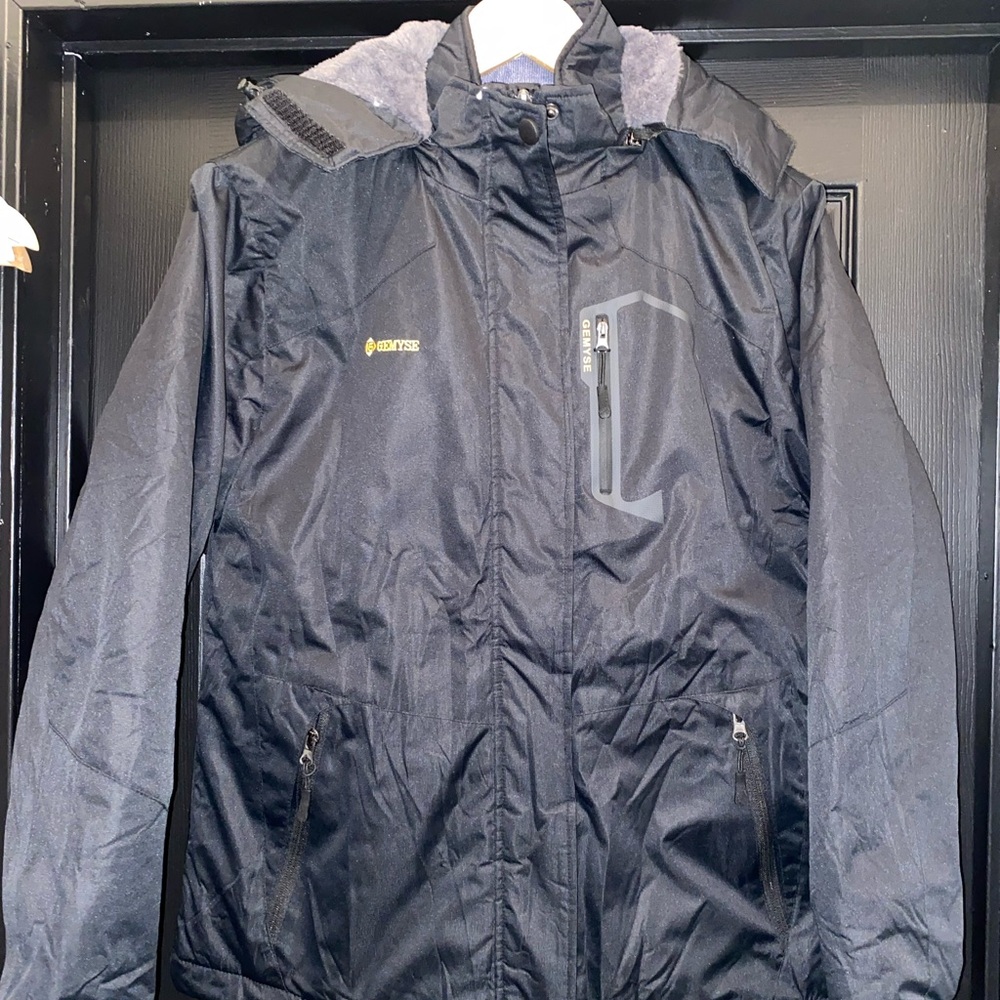 GEMYSE Black Ski Snow Jacket Waterproof Sz M